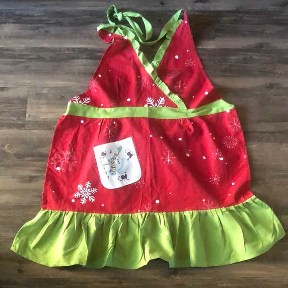 Red and Green Holiday Apron - Picture 1 of 5